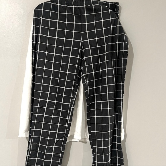 Matching Kid's Lil Deer Mix It Family
Pajama Set, Grey Plaid 2T-3T - Picture 5 of 6